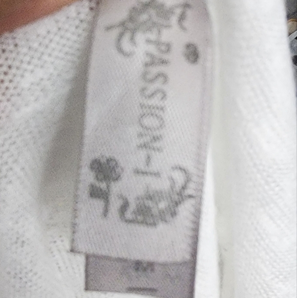 PASSION-I hoodie color white good with It is from Las Vegas, Nevada. - Picture 2 of 9